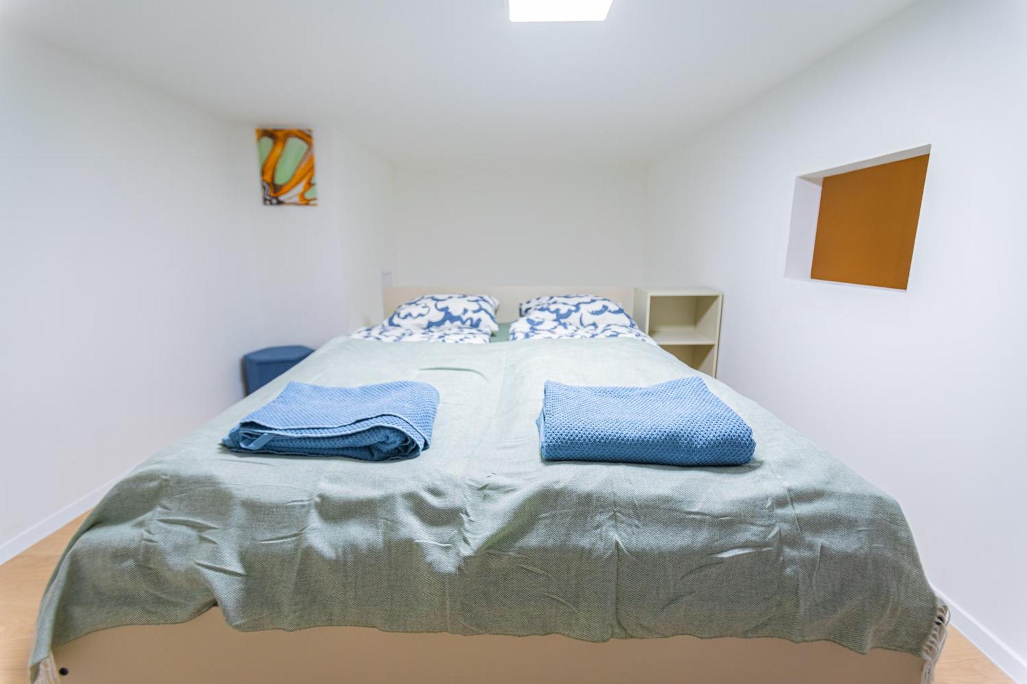 Cute Gallery Flat In Budapest, Summer Apartment *