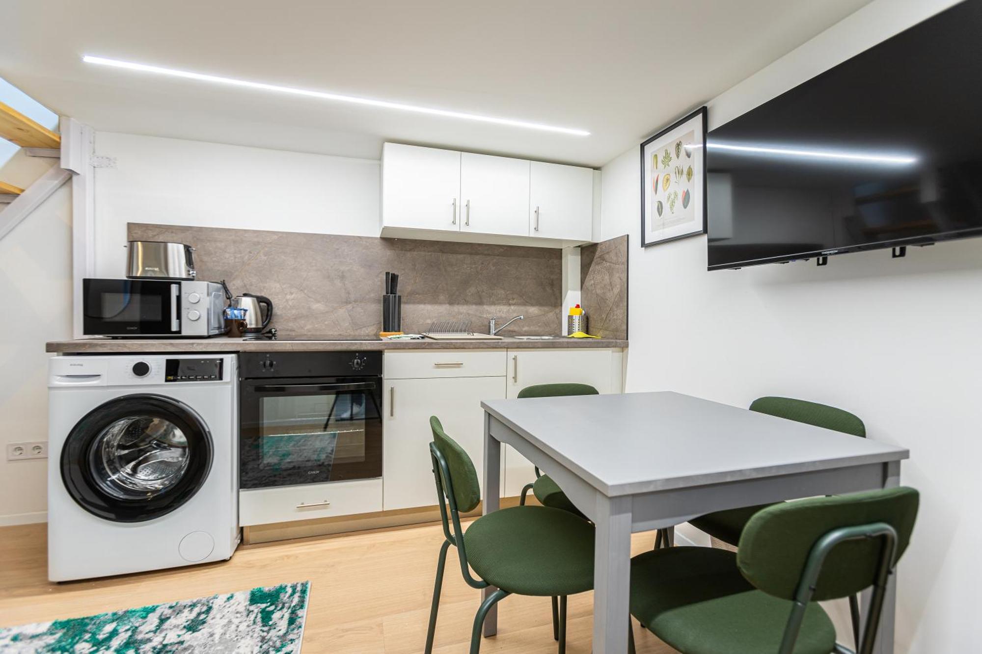 Cute Gallery Flat In Budapest, Summer Appartement *